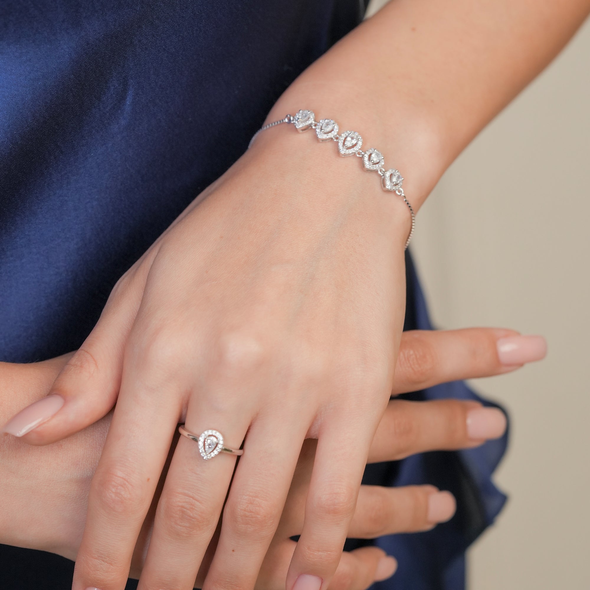 Lustre Élan Jewelry Set