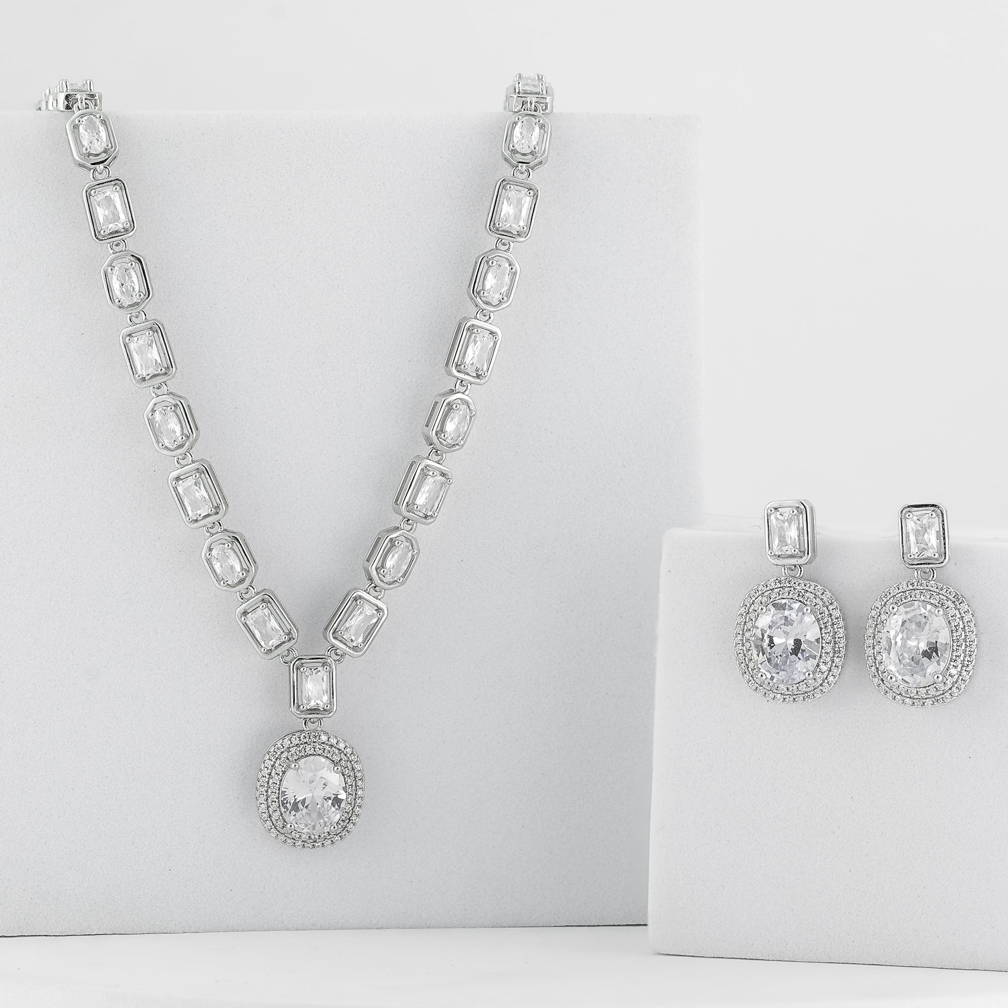 Majestic Allure Jewelry Set