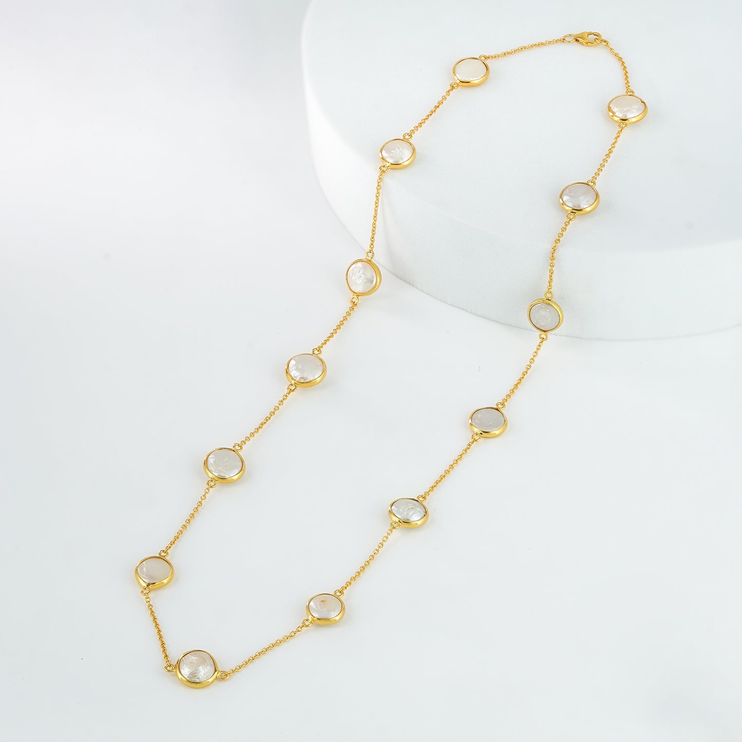 The Lumière Pearl Cascade Chain - Natural Freshwater Button Pearls 18kt Gold Plated Sterling Silver