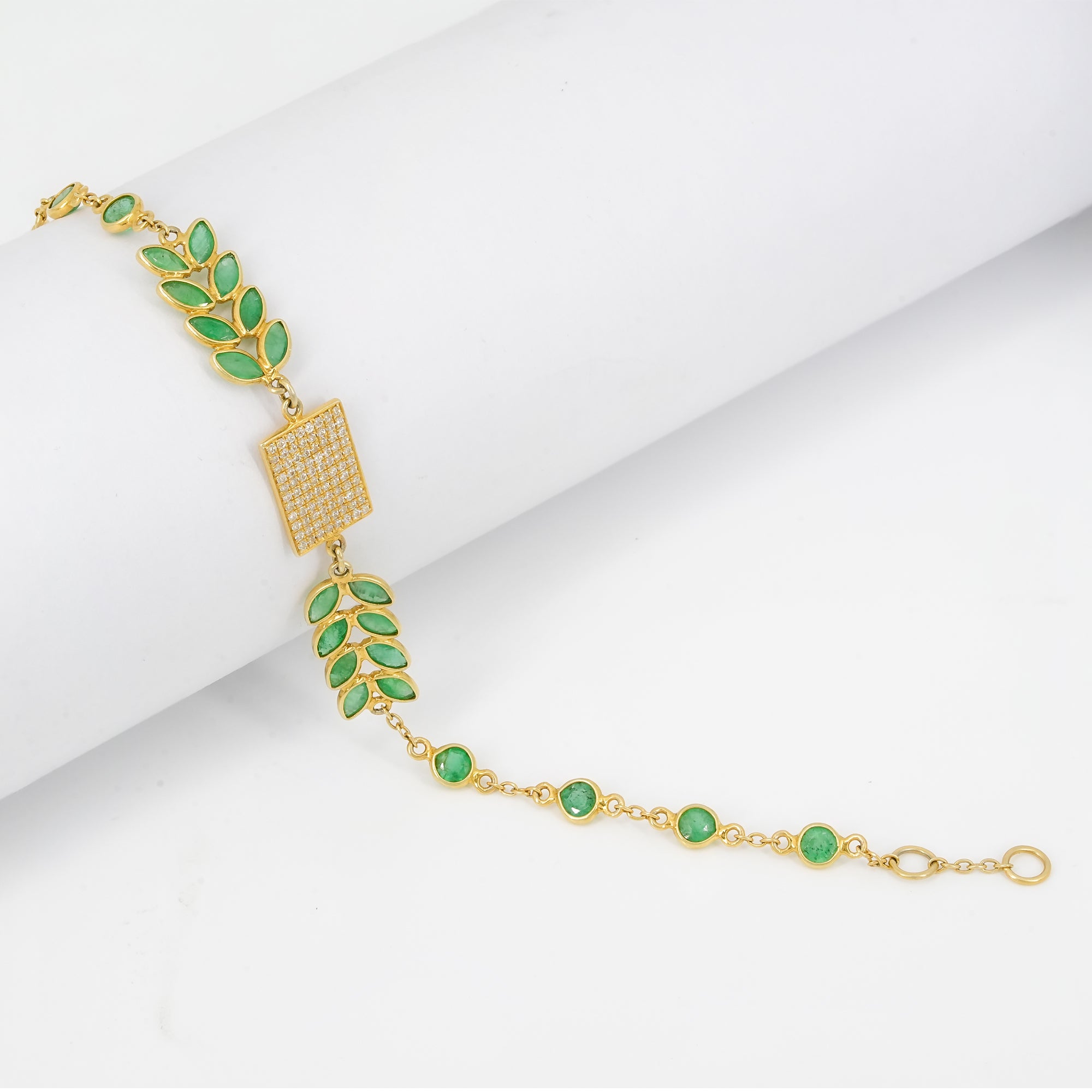 IHA Fine Jewellery 18K Gold-Plated Emerald Leaf Bracelet – Shop Online

