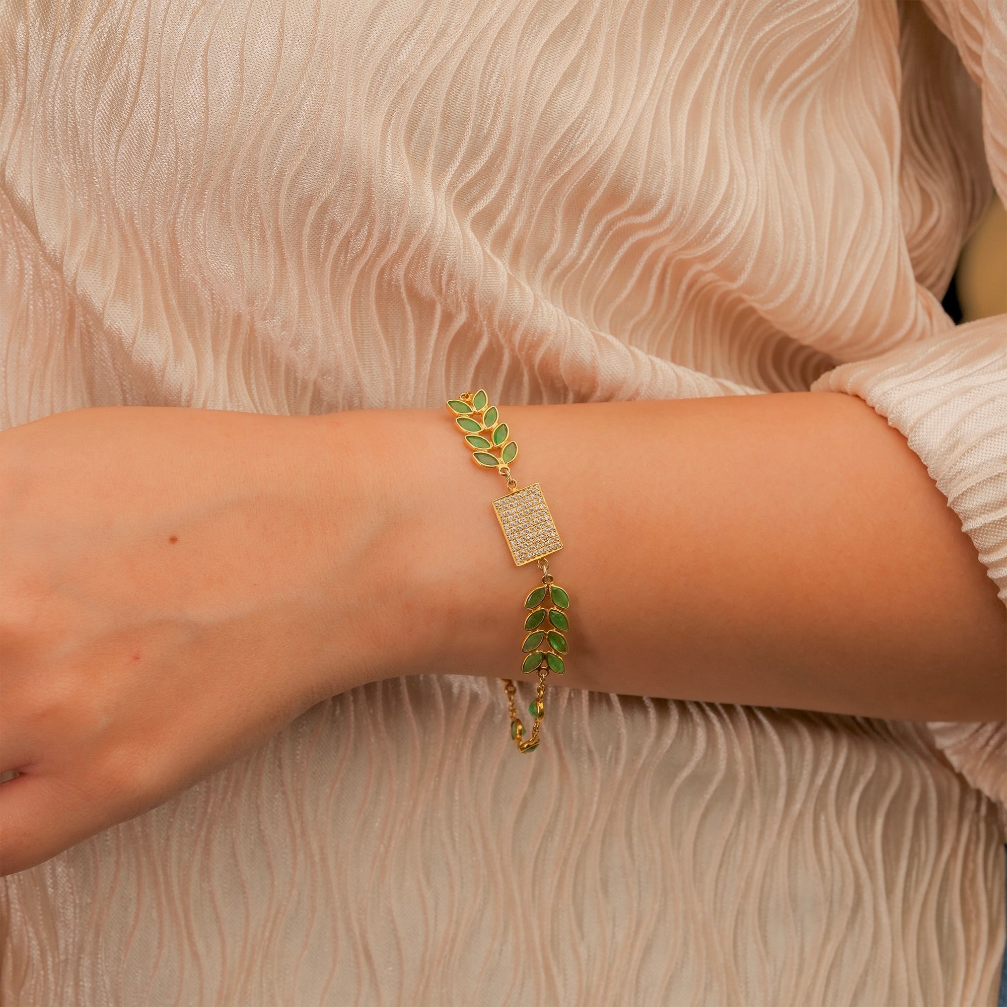 IHA Fine Jewellery 18K Gold-Plated Emerald Leaf Bracelet – Shop Online

