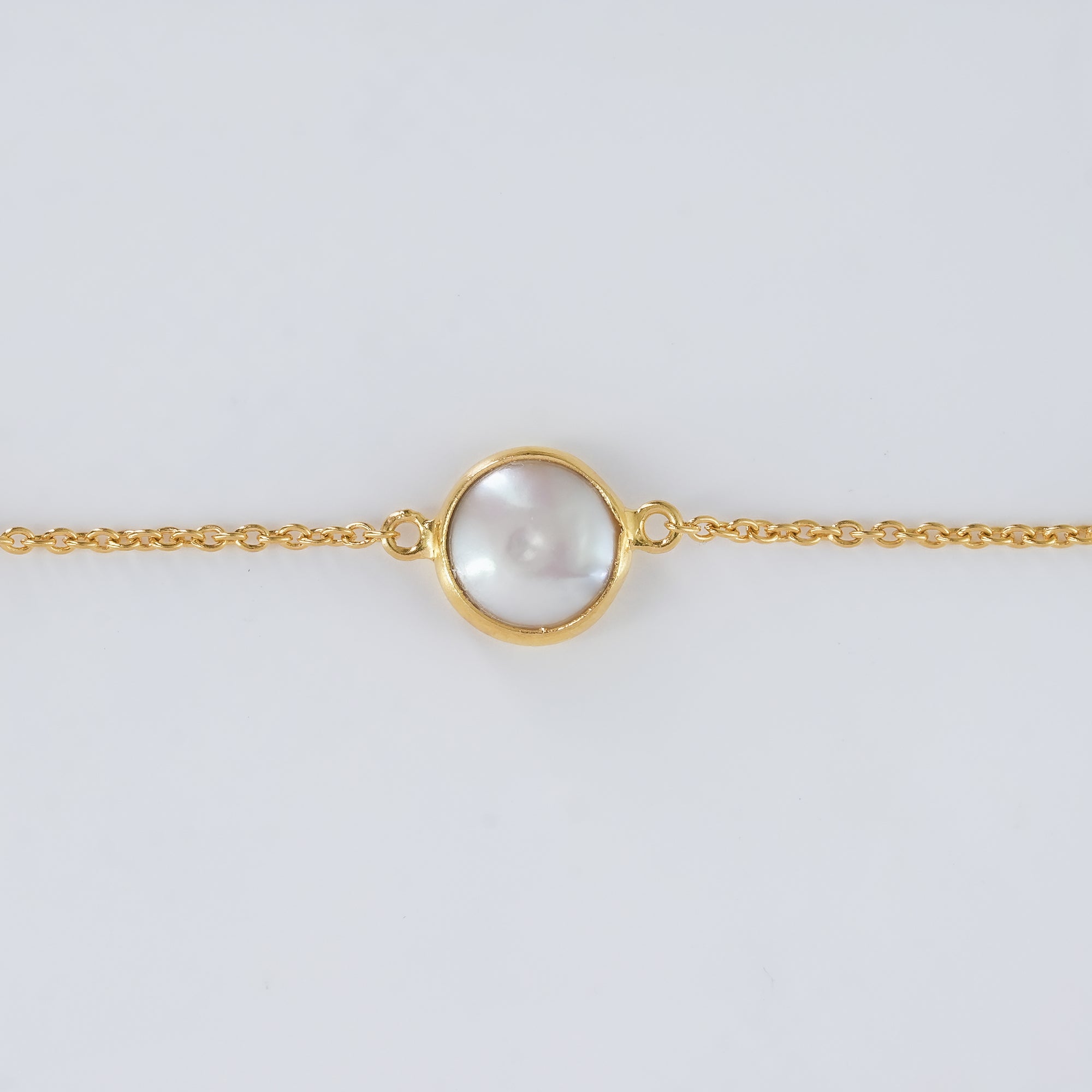 The Lumière Pearl Cascade Chain - Natural Freshwater Button Pearls 18kt Gold Plated Sterling Silver