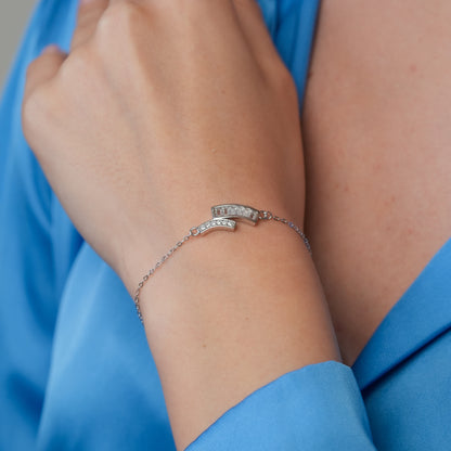 Dual Curve Spark Bracelet