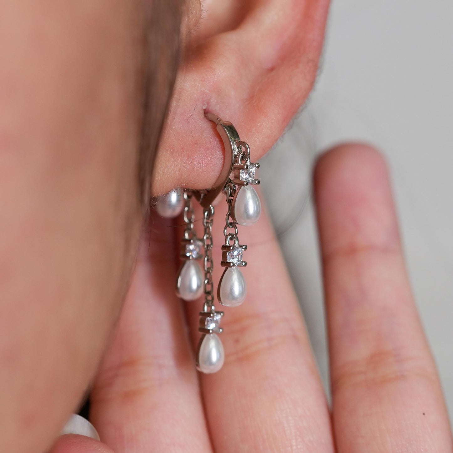 Heart Hanging Ear Rings